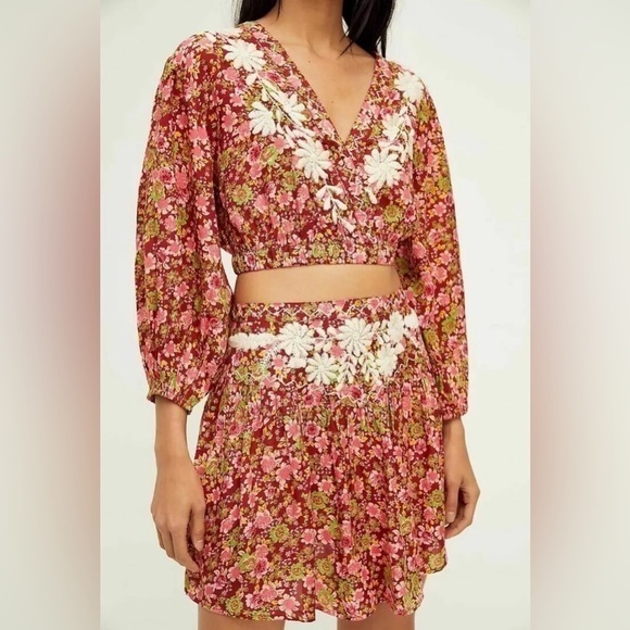 Free People Set Nyomi Embroidered Floral Mini Skirt Crop Top Red pink romper - Picture 1 of 10